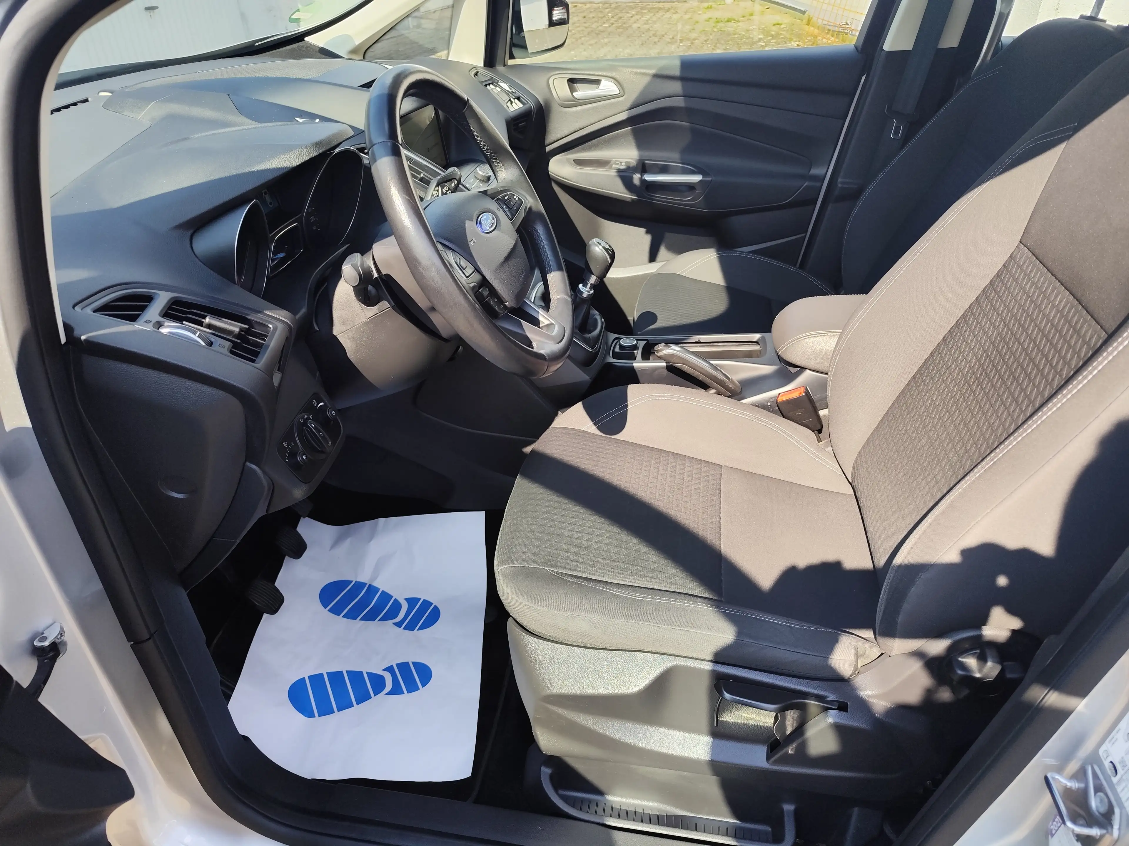 Ford Grand C-Max Cool Klima Navigation Allwetterreifen TÜV neu — photo 10