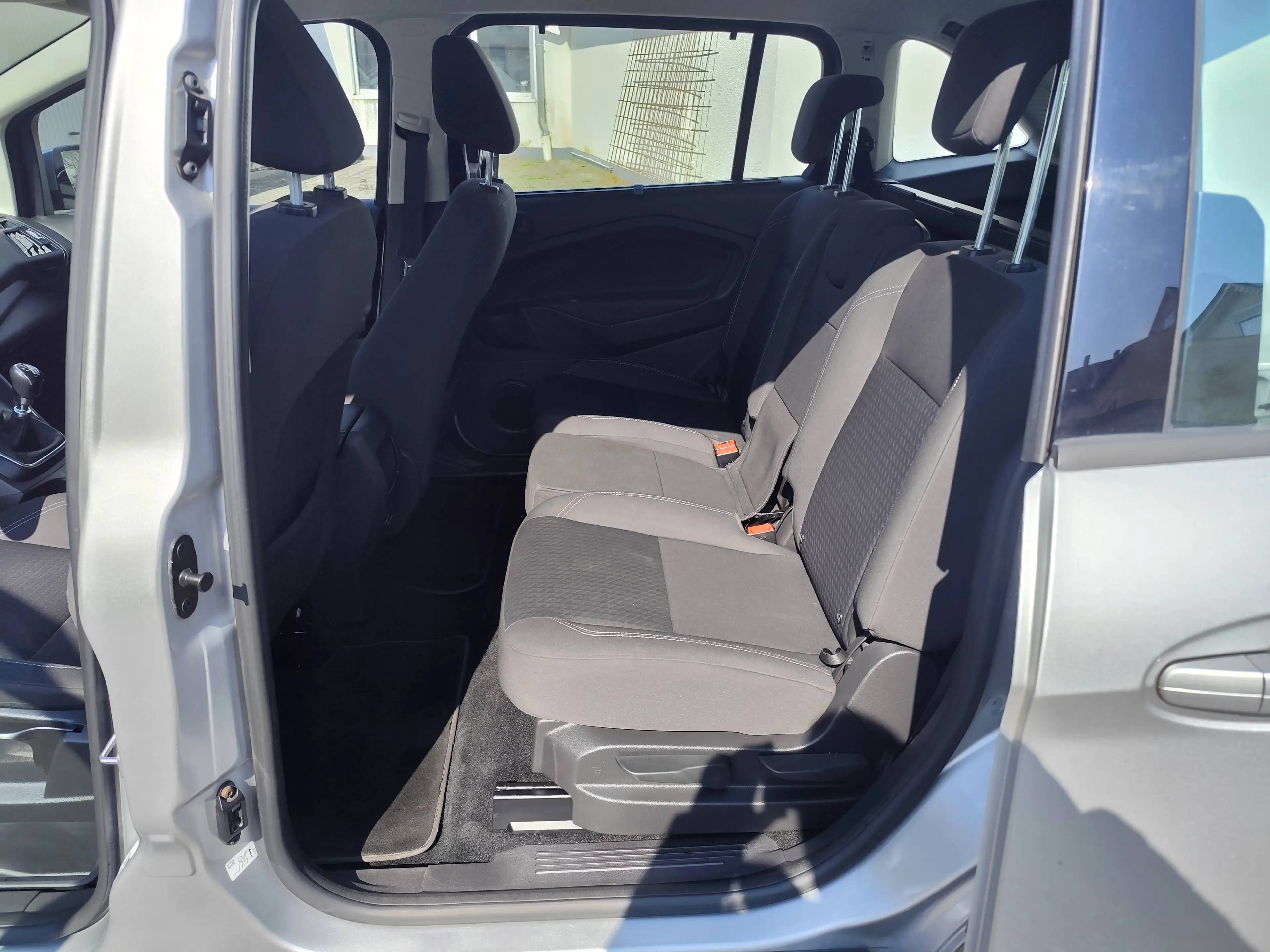 Ford Grand C-Max Cool Klima Navigation Allwetterreifen TÜV neu — photo 11