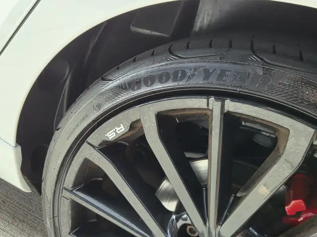 Renault Clio view 12