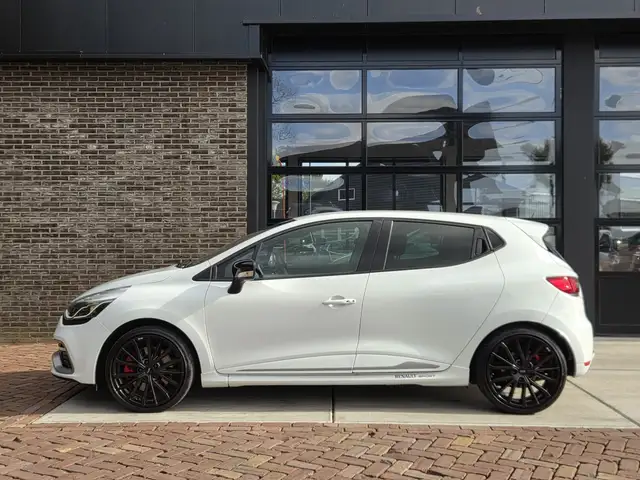 Renault Clio view 7