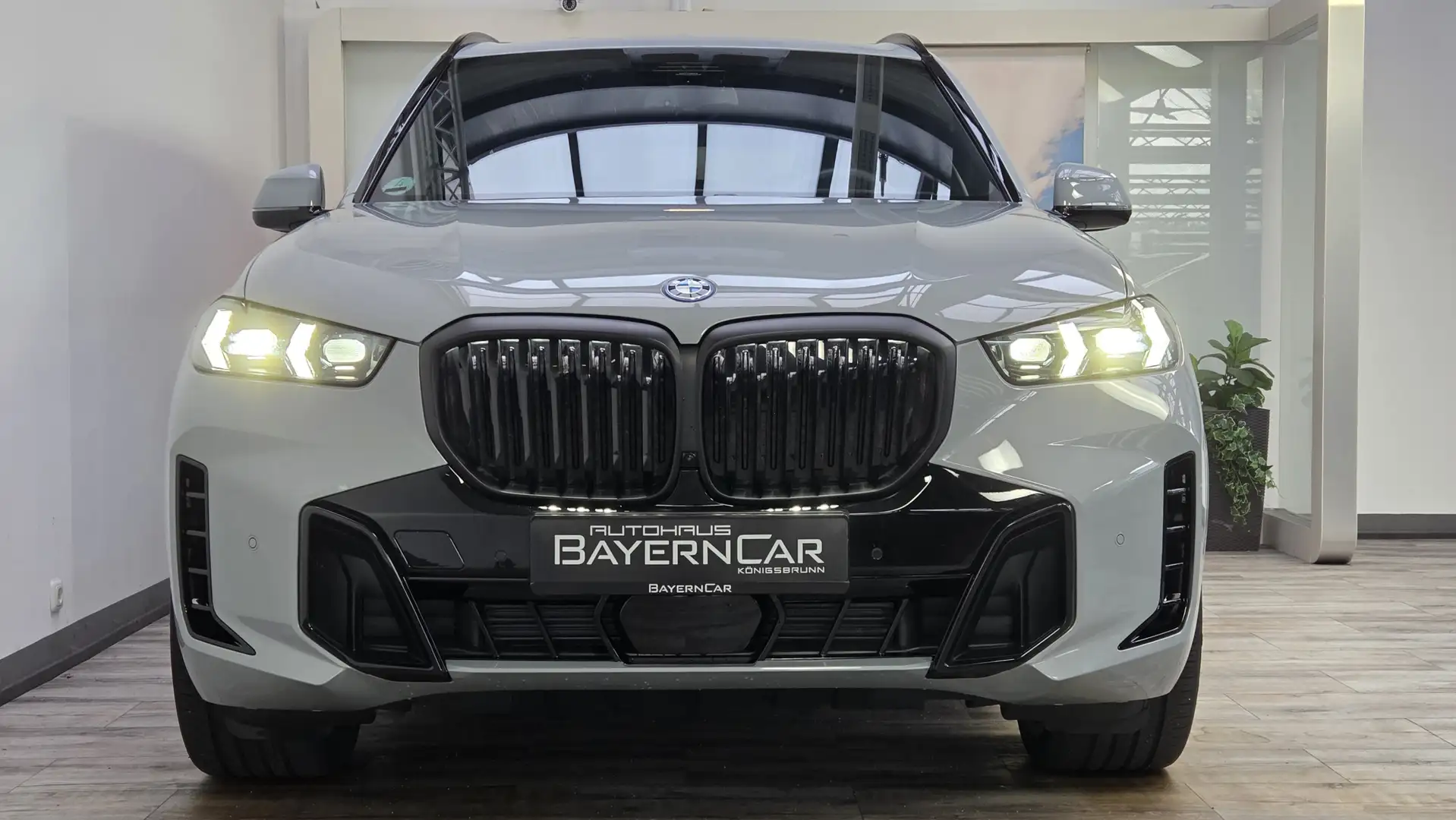 BMW X5 xDrive50e M Sport Pro 22Zoll ACC 360° Luft Gris - 2