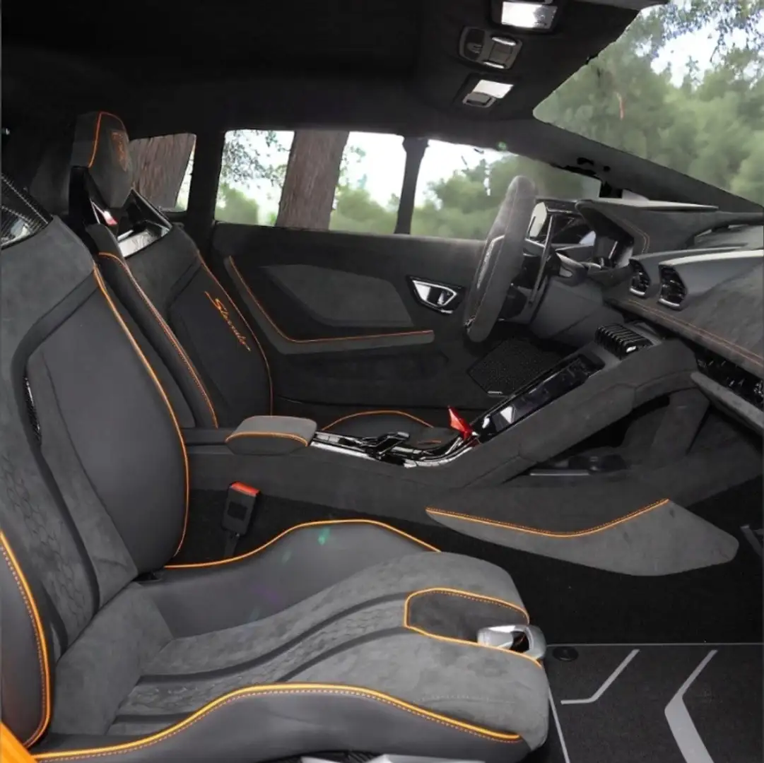 Lamborghini Huracán Sterrato Silber - 2