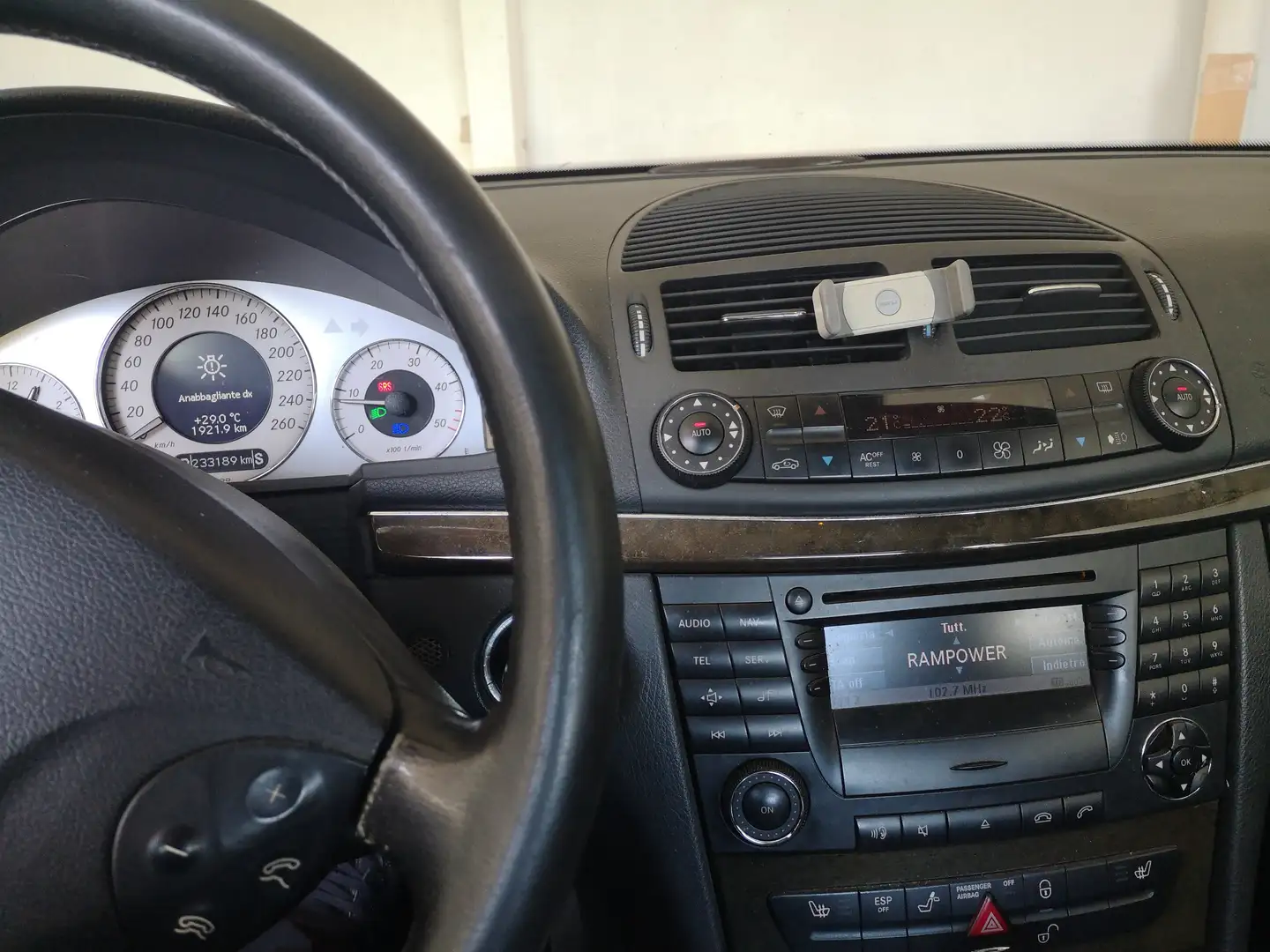 Mercedes-Benz 270 CDI AVANTGARDE Fekete - 2