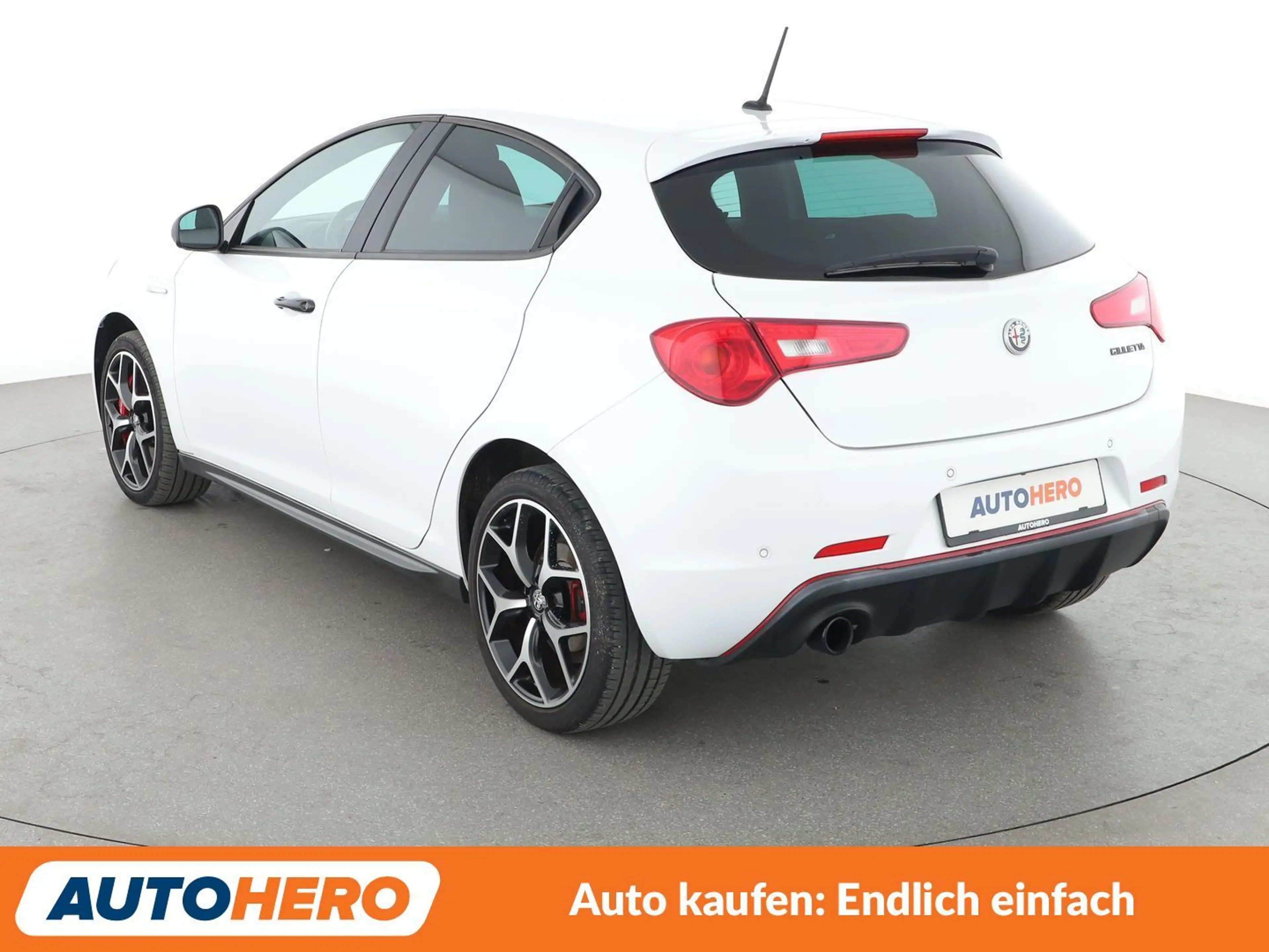 Alfa Romeo Giulietta 1.4 Turbo Sport *NAVI*PDC*TEMPO*SHZ*ALU*KLIMA* — photo 4