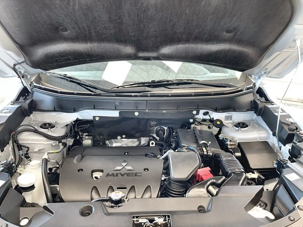 Mitsubishi RVR снимка Mitsubishi RVR