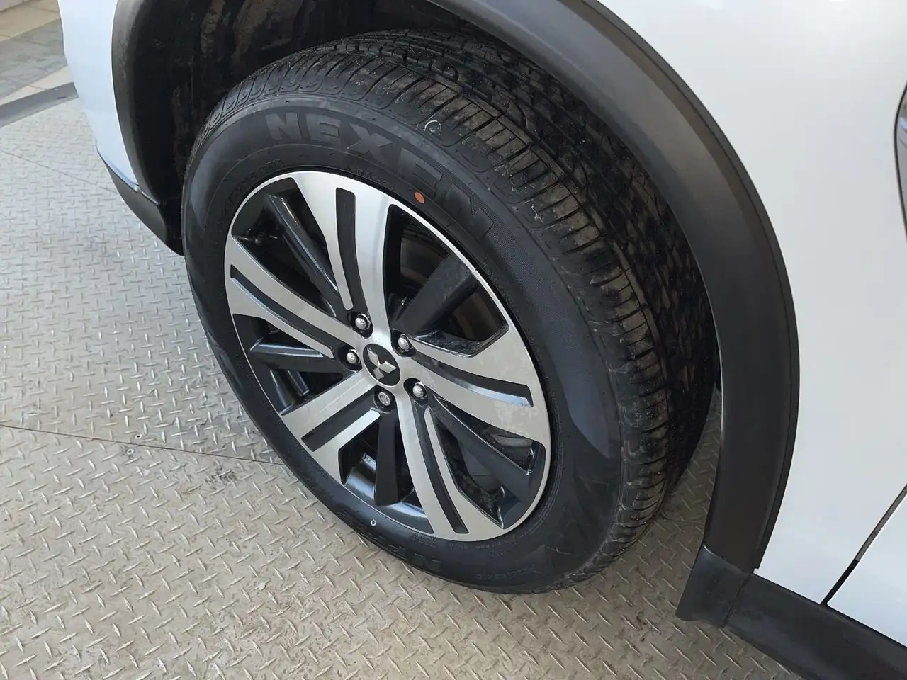 Mitsubishi RVR снимка Mitsubishi RVR