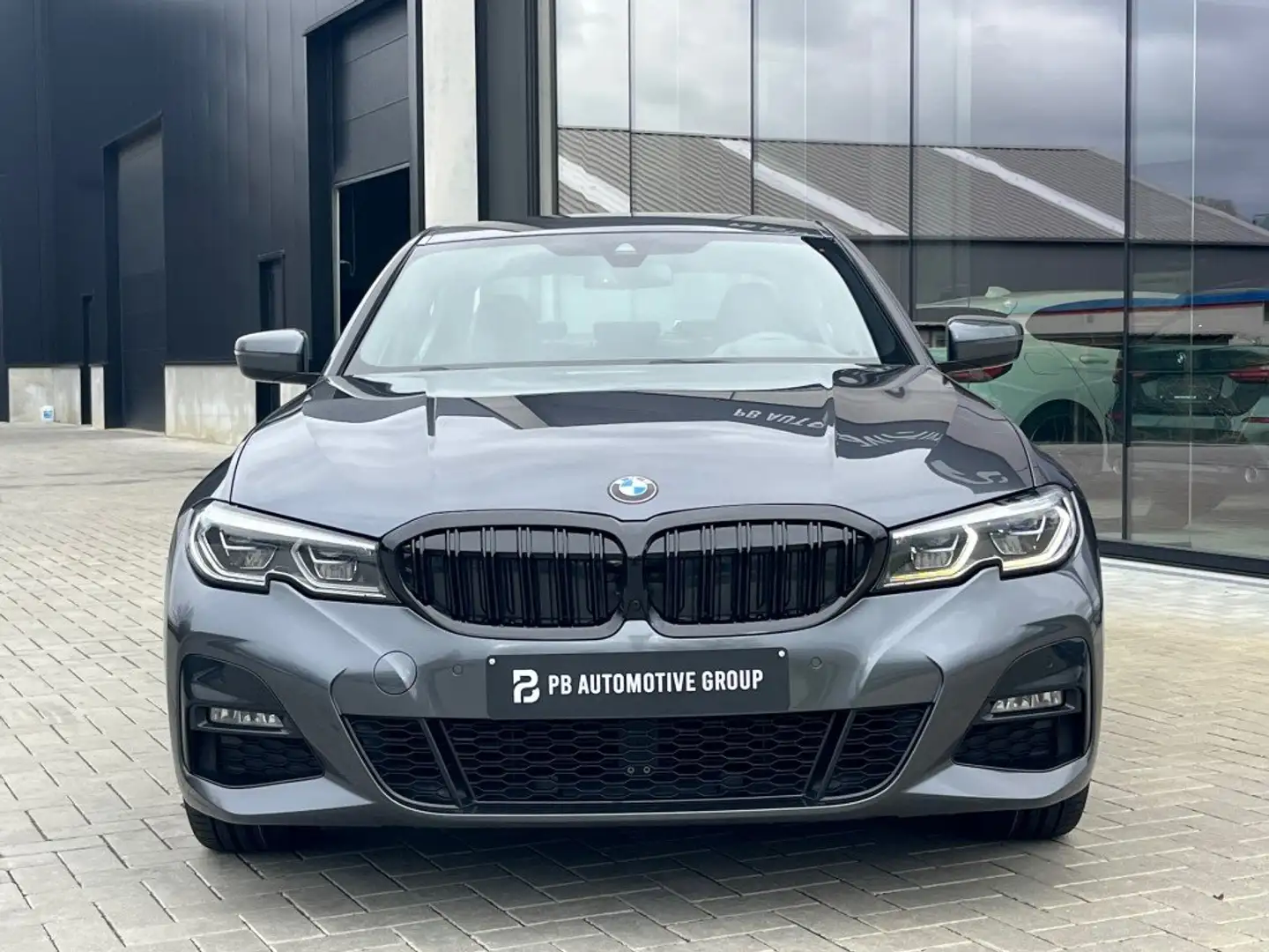 BMW 330 eAS M-Pakket-Laser-Head Up-Keyless-Cockpit Prof19" Grijs - 2