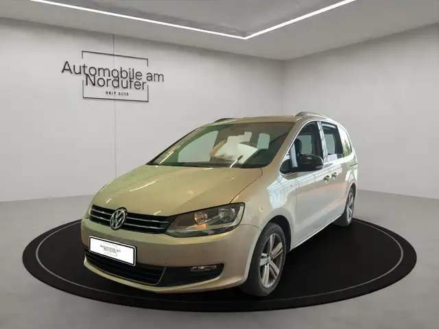Volkswagen Sharan 1.4 TSI Match-2Hand-AHK-Leder-Navi-Scheckheft-PDC