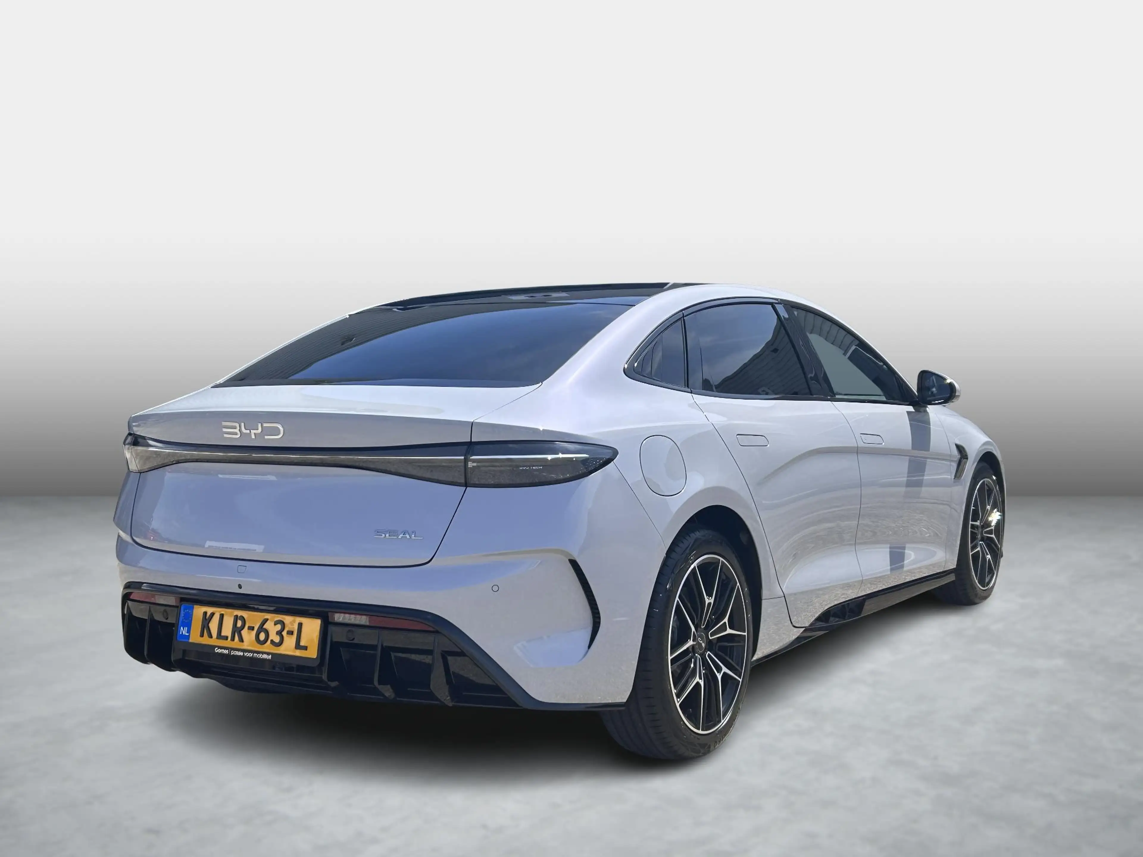 BYD Seal Design RWD 82.5 kWh | Panoramadak | Elektrische St — photo 2