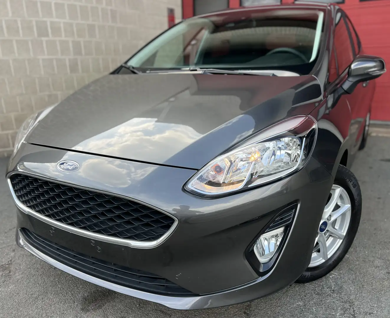 Ford Fiesta 1.1i Trend (EU6.2) + CAR-PASS Gris - 1