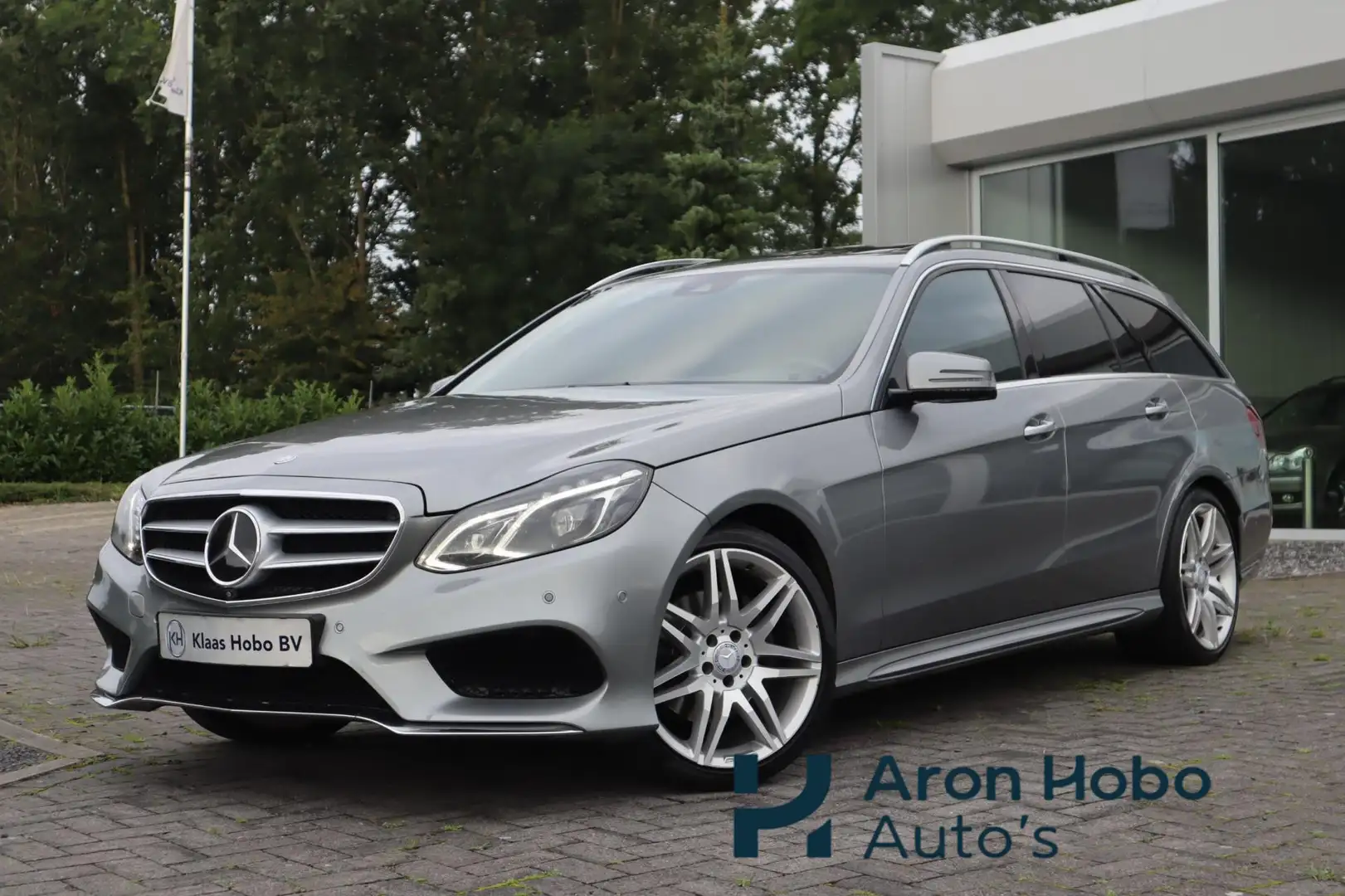 Mercedes-Benz E 350 Estate BlueTEC AMG Schuifdak, Airmatic, Memory, Ha Grijs - 1