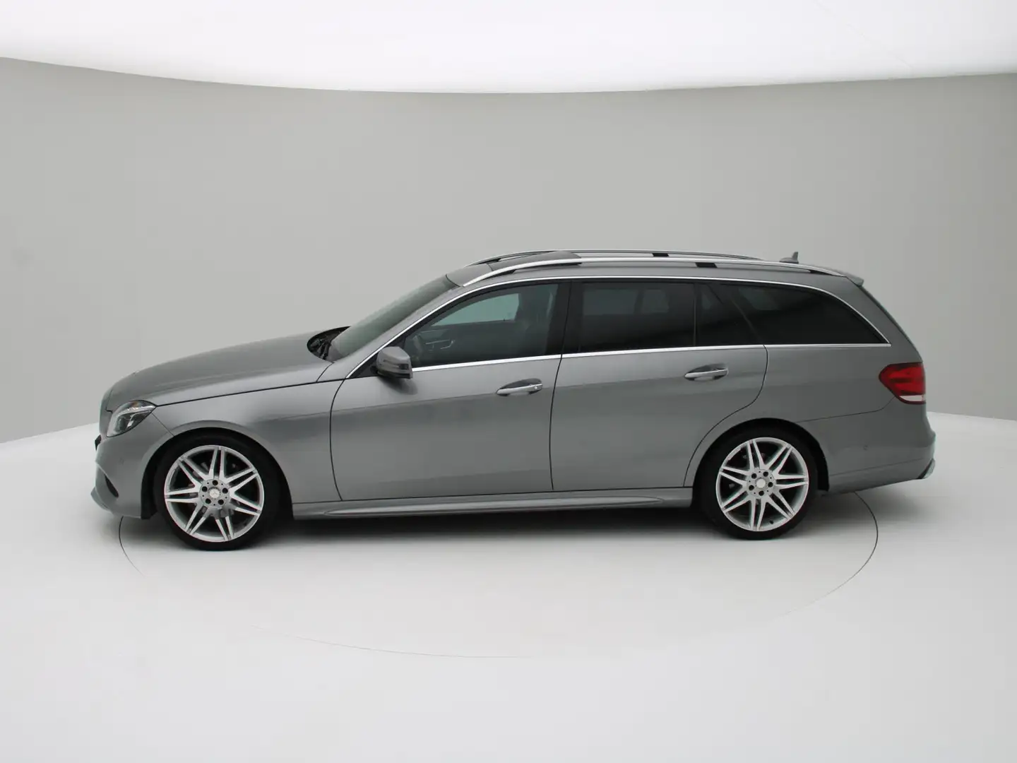 Mercedes-Benz E 350 Estate BlueTEC AMG Schuifdak, Airmatic, Memory, Ha Grijs - 2