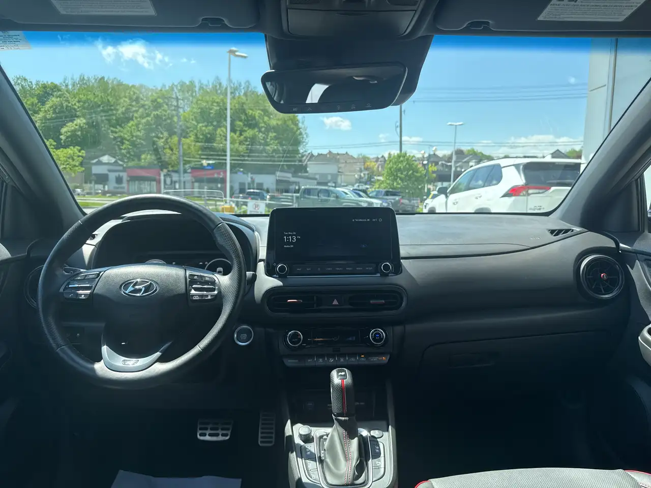 Hyundai KONA снимка Hyundai KONA