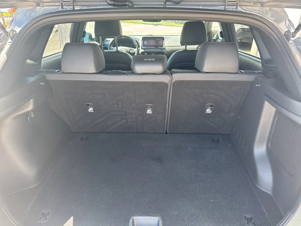 Hyundai KONA снимка Hyundai KONA