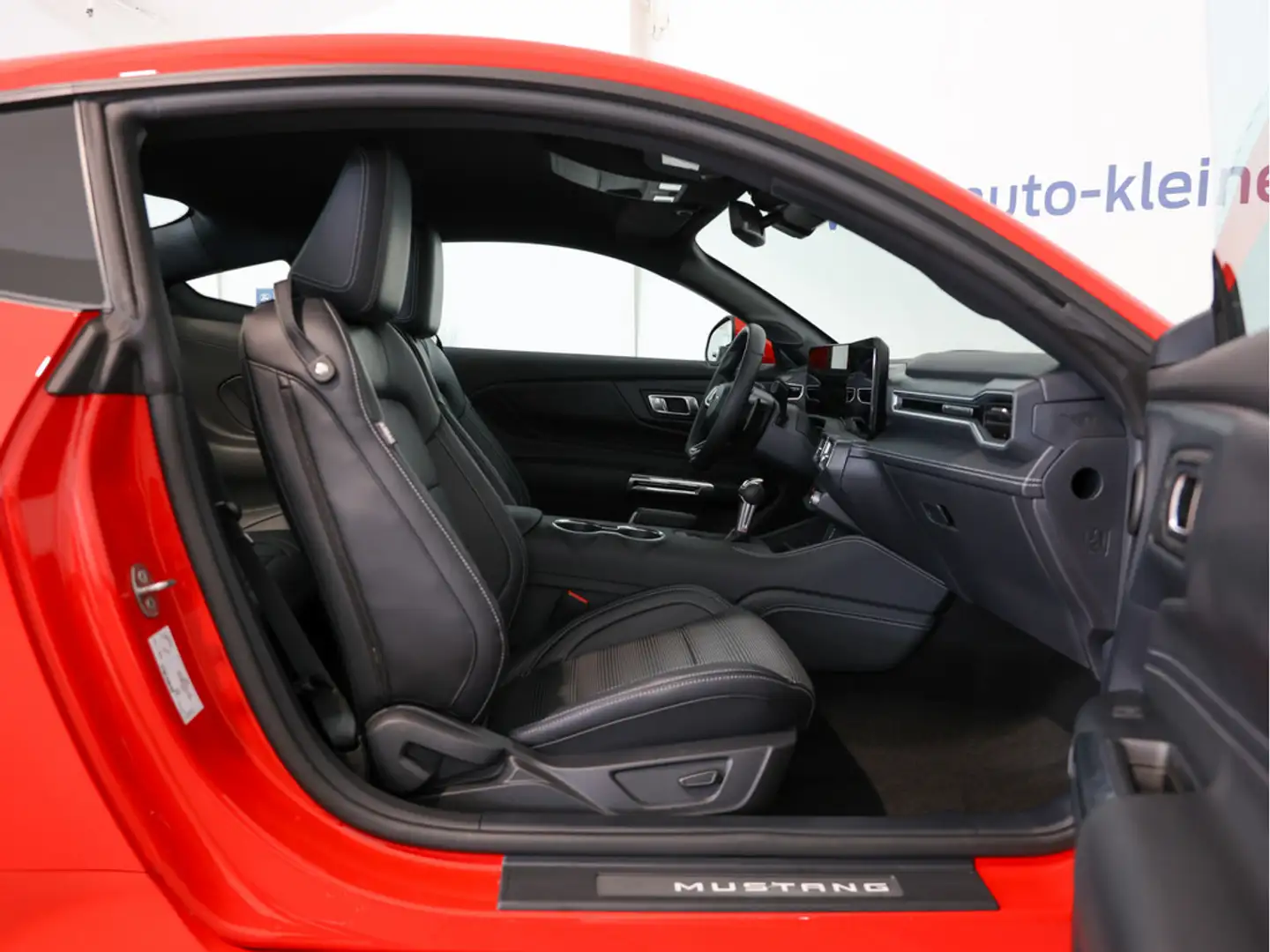 Ford Mustang GT Fastback 5.0l Ti-VCT V8 +LED+ACC+N Roşu - 2