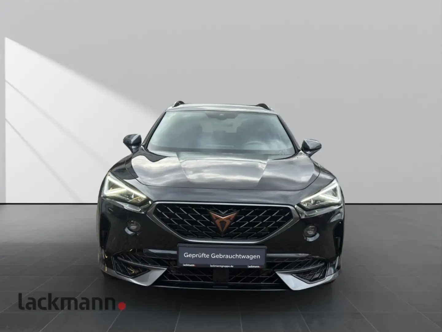 CUPRA Formentor 1.5 TSI*Navi*LED*Panorama*Kamera*Alu* Schwarz - 2