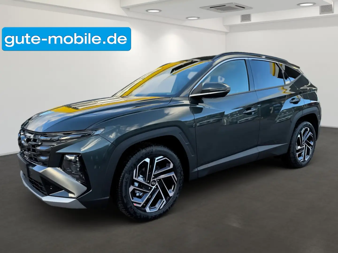 Hyundai TUCSON Prime Automatik 160PS Benziner Grün - 1