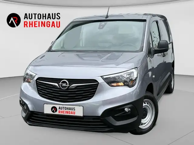 Opel Combo Life 1,2 Dir. Inj. Turbo L Edition