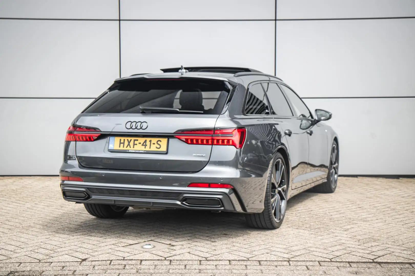 Audi A6 Avant 50 TFSIe 299pk quattro S Edition | SoH 95% | Grijs - 2