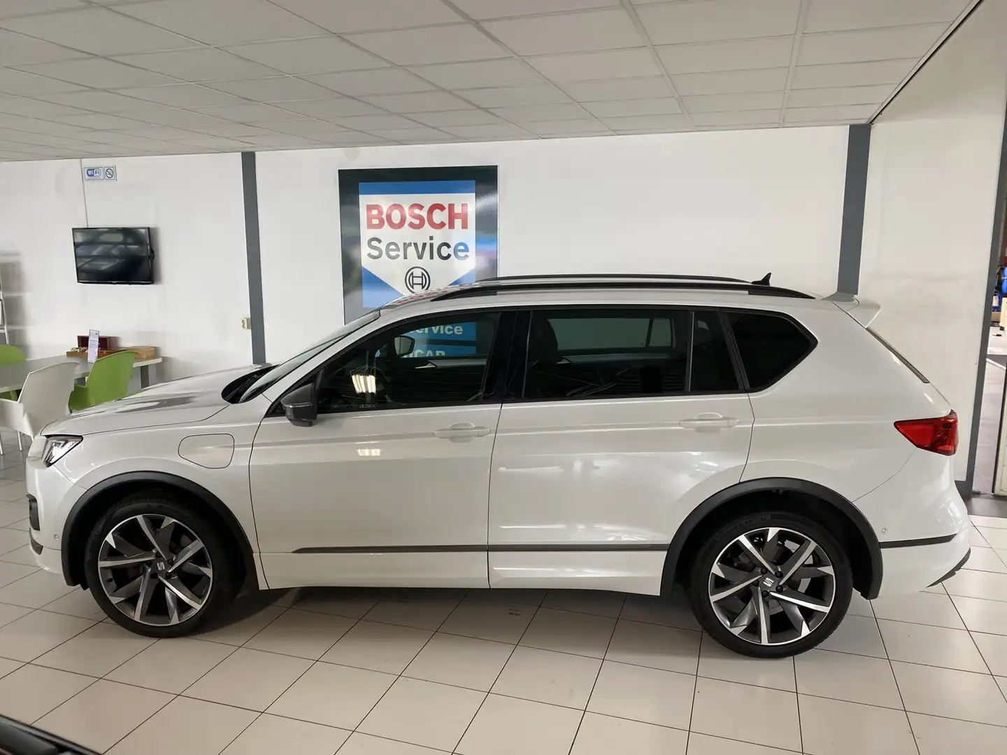 SEAT Tarraco 1.4 TSI e-Hybrid PHEV FR Trekhaak /Apple carplay/a Wit - 2