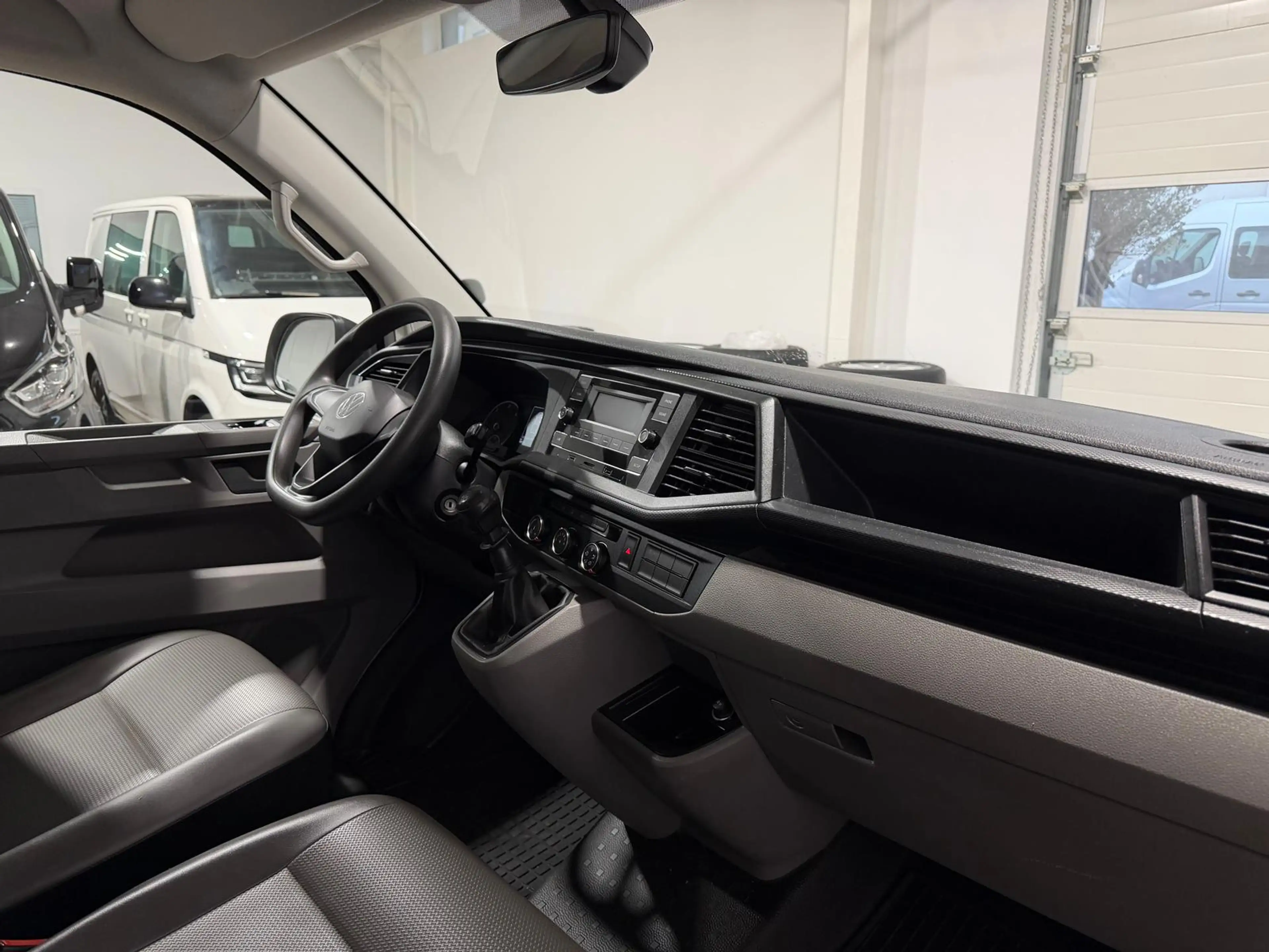 Volkswagen T6.1 Transporter T6.1 Pritsche-Doka(6-Si),4Motion,Klima,Radio,AHK — photo 8