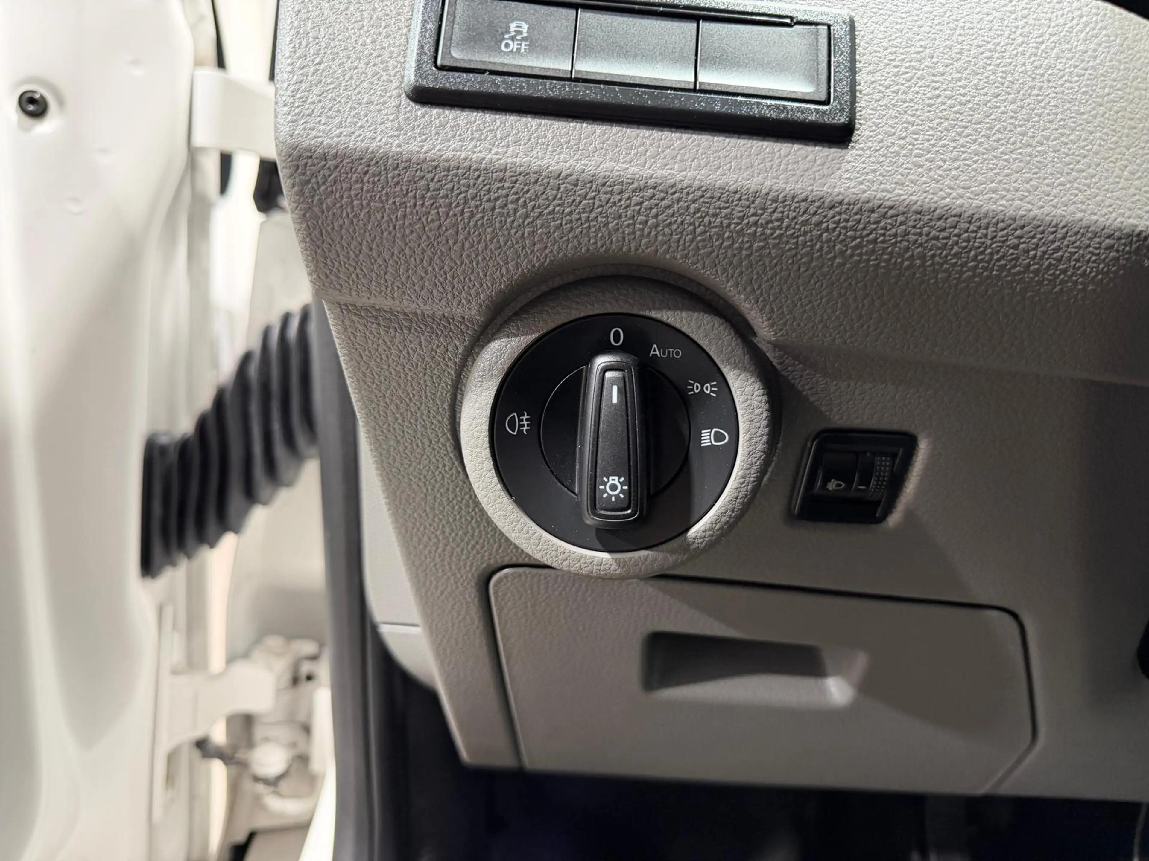 Volkswagen T6.1 Transporter T6.1 Pritsche-Doka(6-Si),4Motion,Klima,Radio,AHK — photo 14