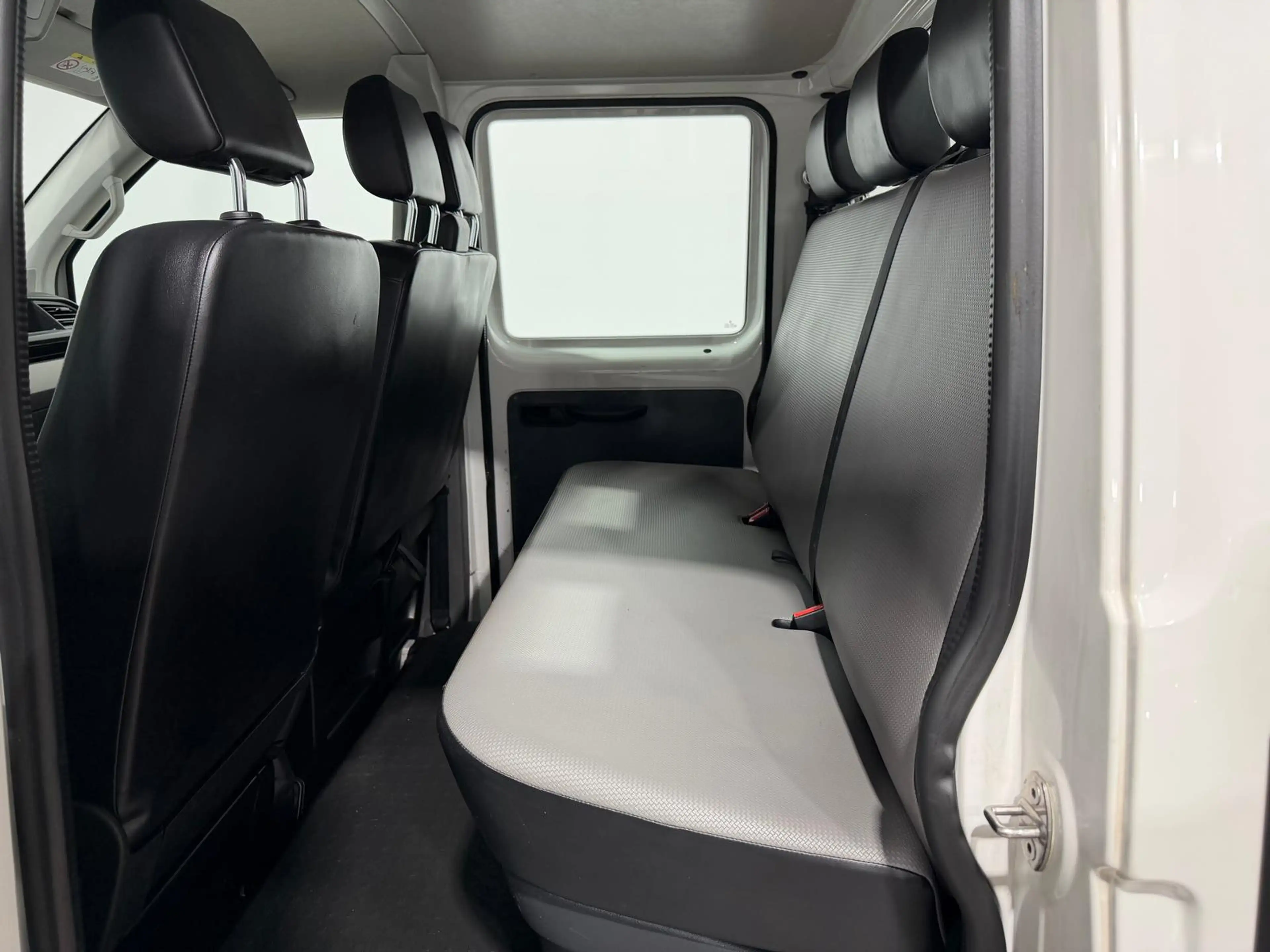Volkswagen T6.1 Transporter T6.1 Pritsche-Doka(6-Si),4Motion,Klima,Radio,AHK — photo 5