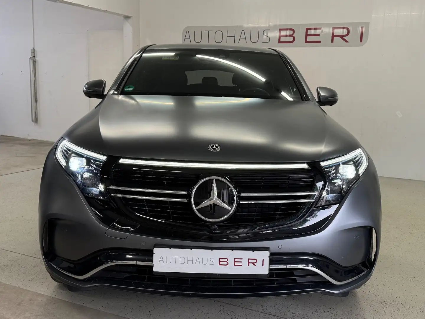 Mercedes-Benz EQC 400 400 4Matic AMG*AHK*360°DISTRONIC*19zoll Gris - 2