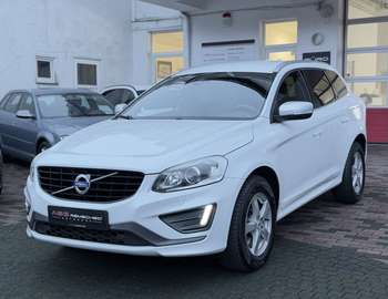 Momentum AWD R Design *Memory *Kamera