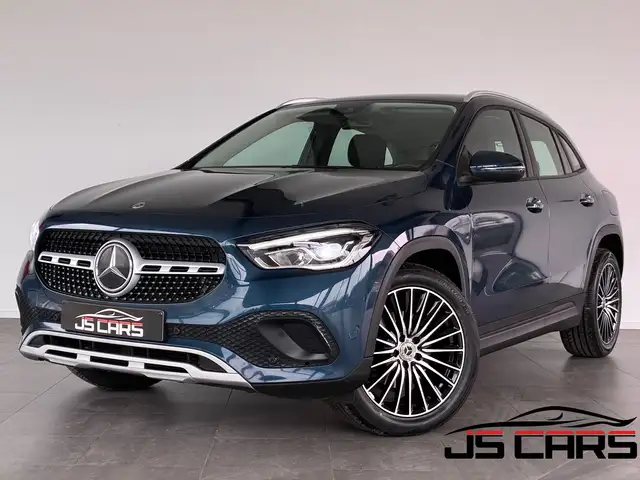 Mercedes-Benz GLA 200 d-1ERPRO-COCKPIT-CAMERA-GPS-JANTES19-PDC