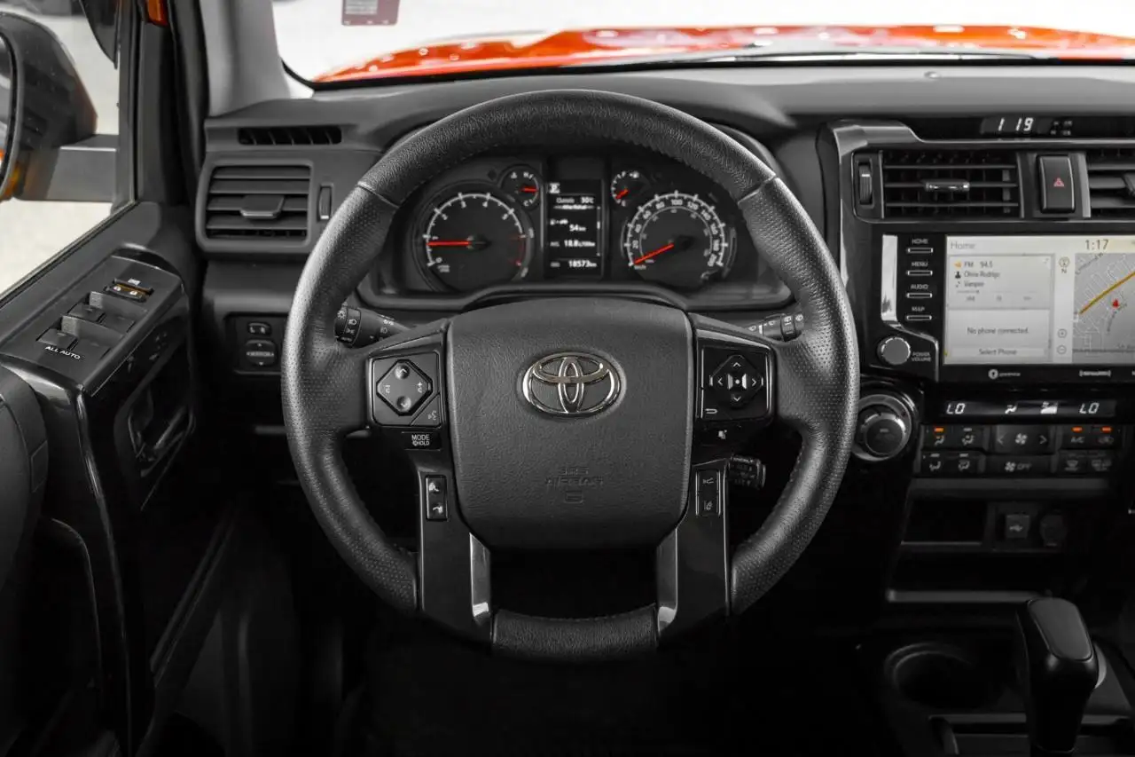 Toyota 4-Runner снимка Toyota 4-Runner