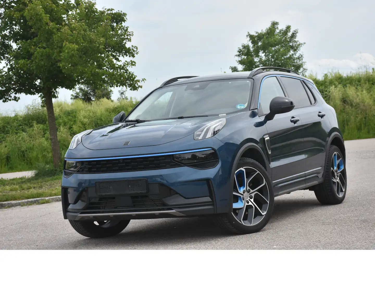 Lynk & Co 01 1.5 T HEV 145 kW/Panodach/VOLL Azul - 2