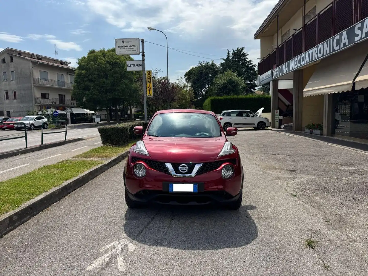 Nissan Juke 1.6 GPL Eco Visia Rosso - 2