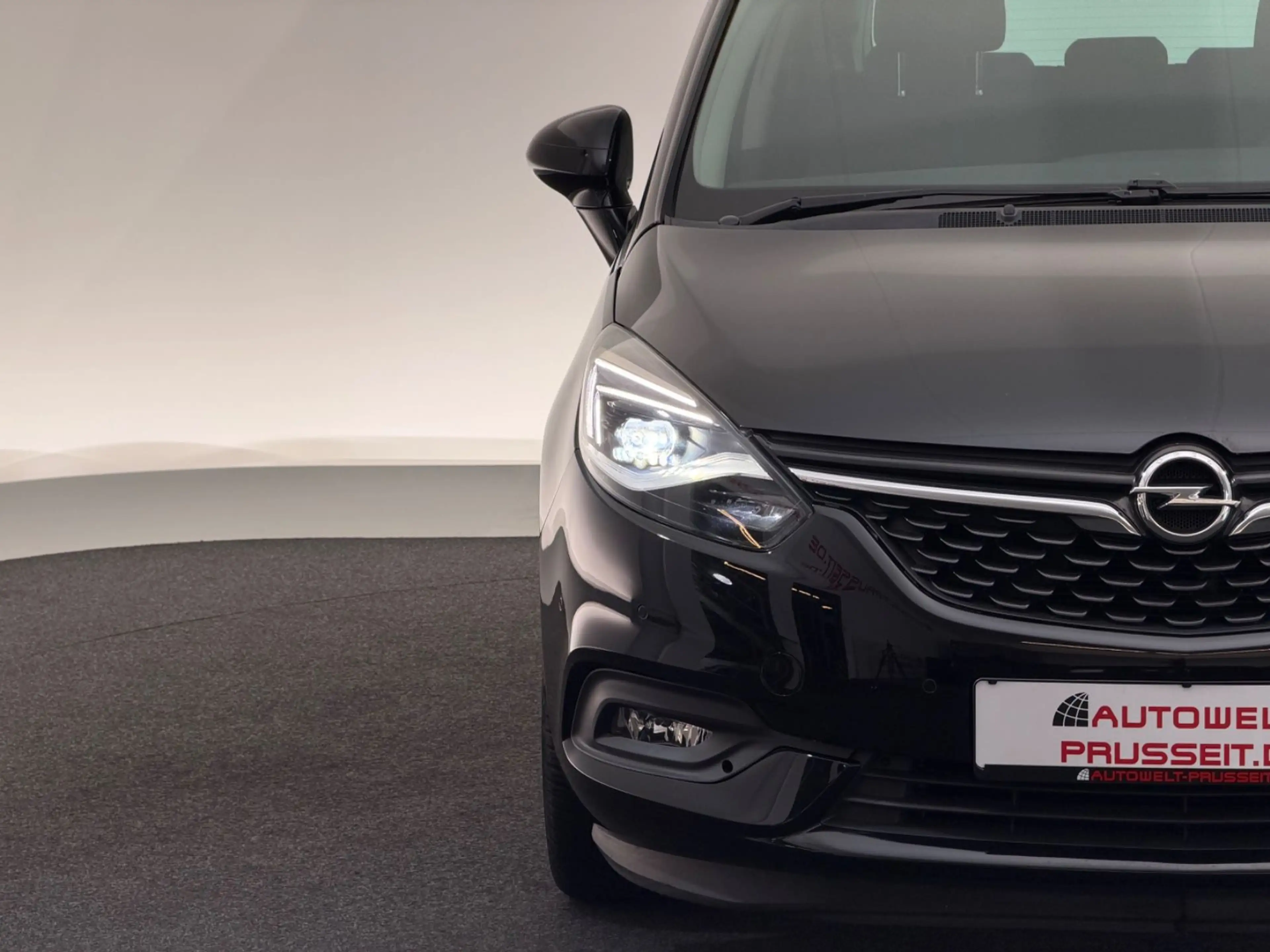 Opel Zafira C 1.6 SIDI*INNOVATION*LED-7 STZ-R.KAM-LHZ — photo 15