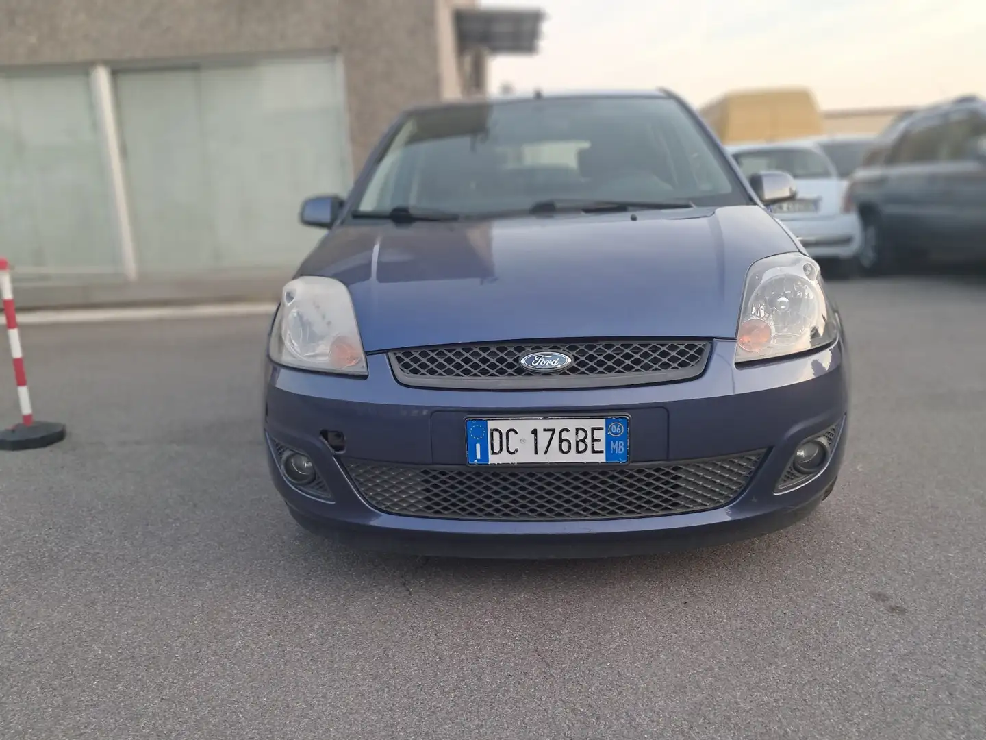 Ford Fiesta 5p 1.4 tdci Ghia Blu/Azzurro - 1