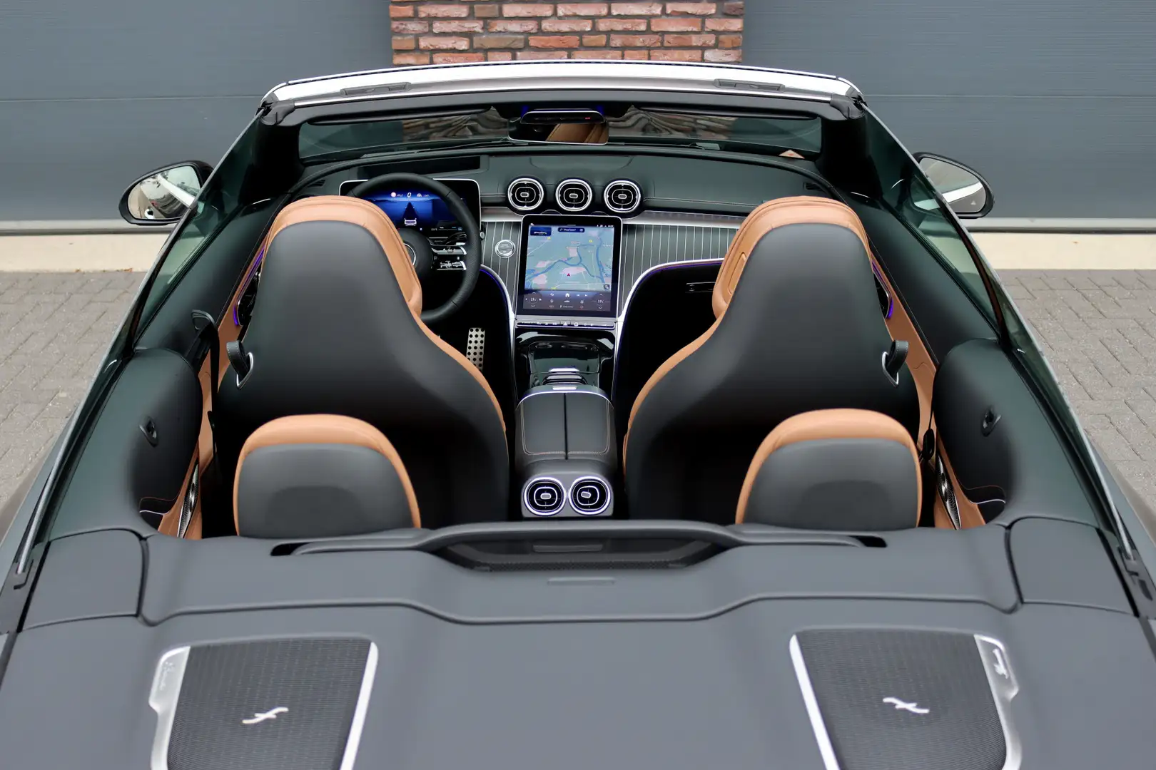 Mercedes-Benz CLE 450 Cabriolet 4MATIC AMG Line | Distronic+ | Massage | Gris - 2