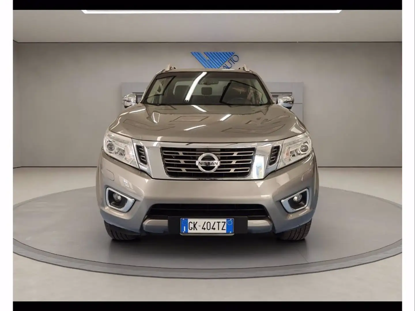 Nissan Navara 2.3 dci Tekna - doppia cabina Gris - 2