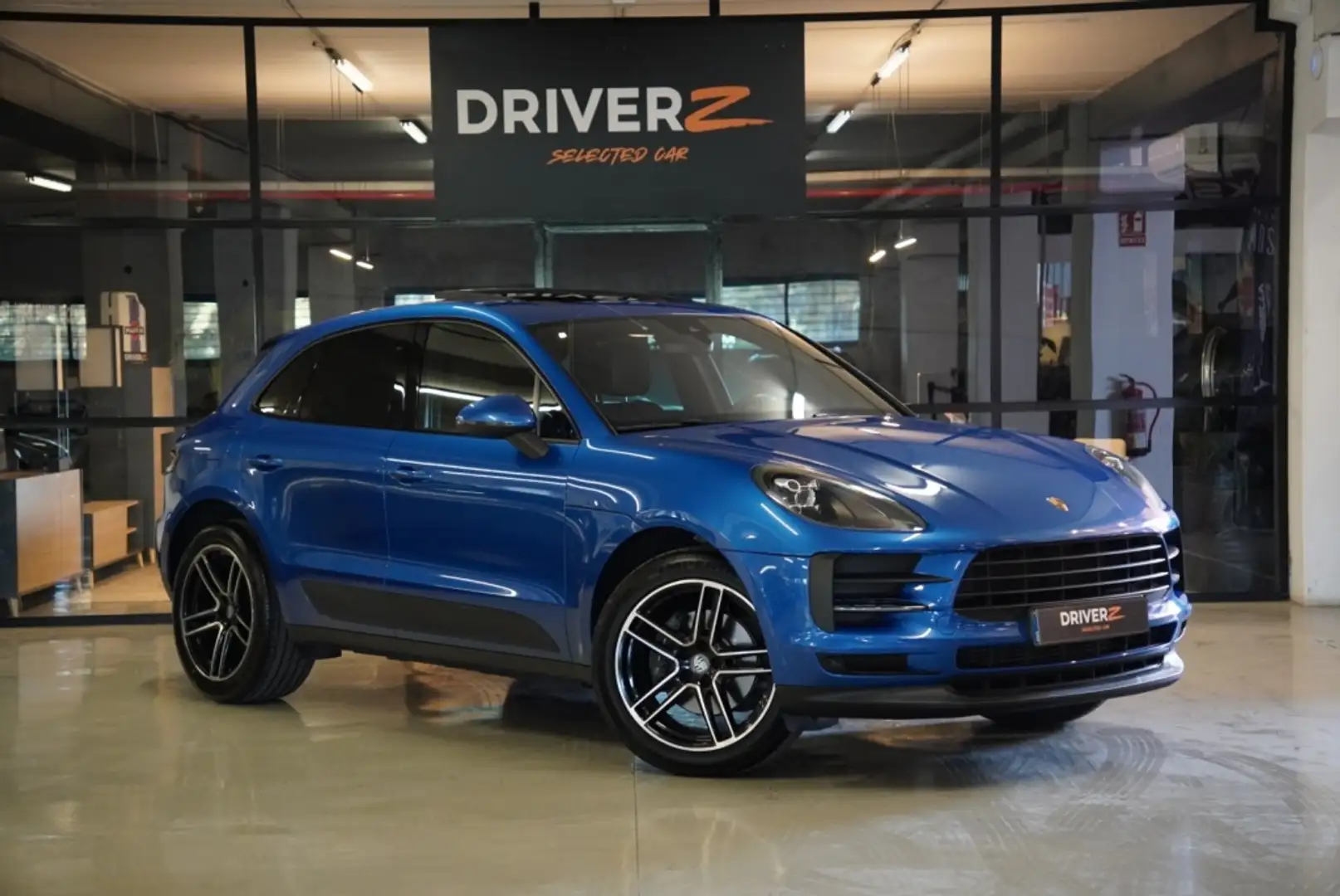 Porsche Macan Aut. Bleu - 1