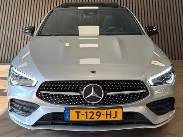 Mercedes-Benz CLA view 2