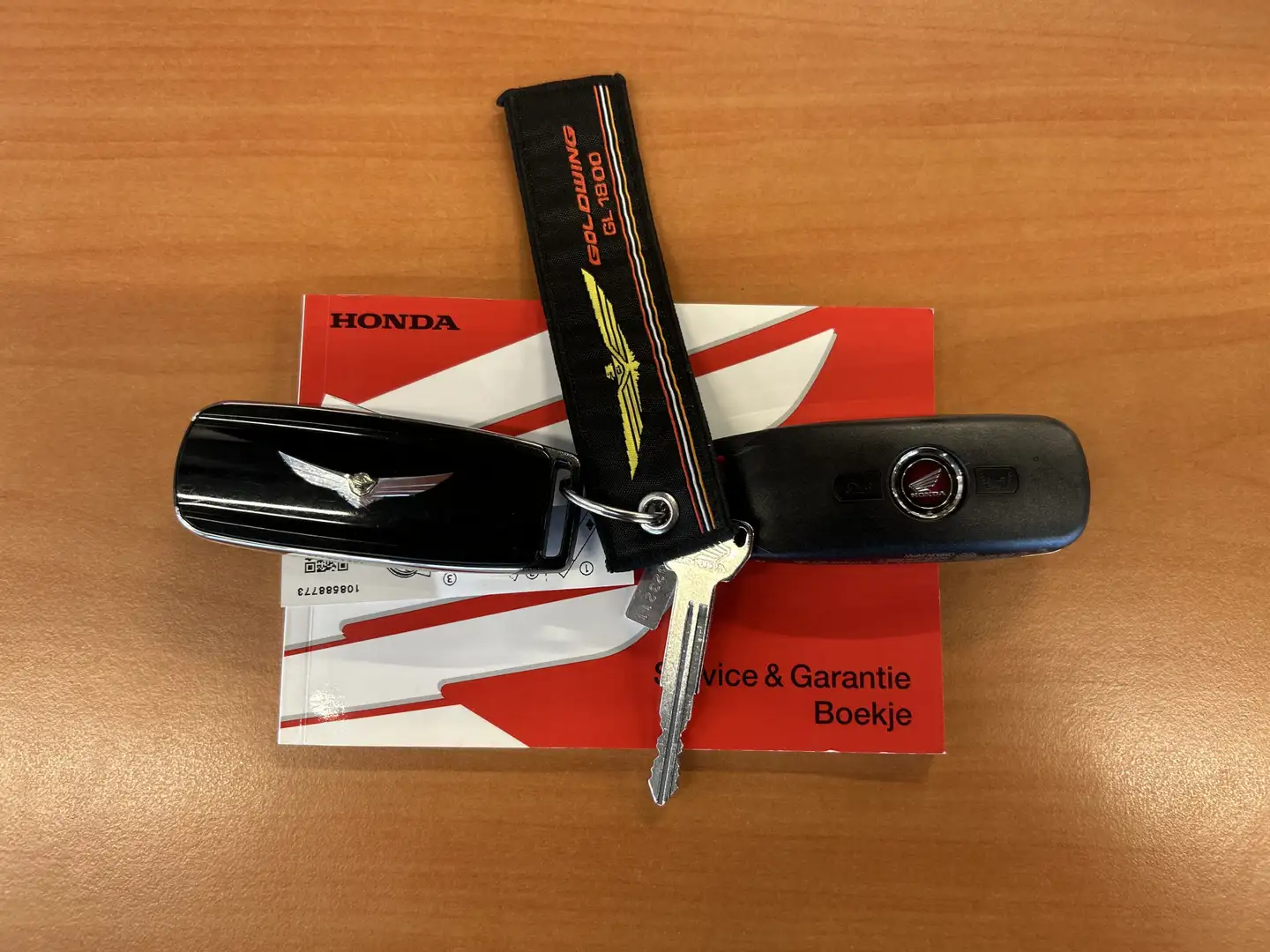 Honda GL 1800 Gold Wing Touring | Nederlands geleverd | Navigati Červená - 2