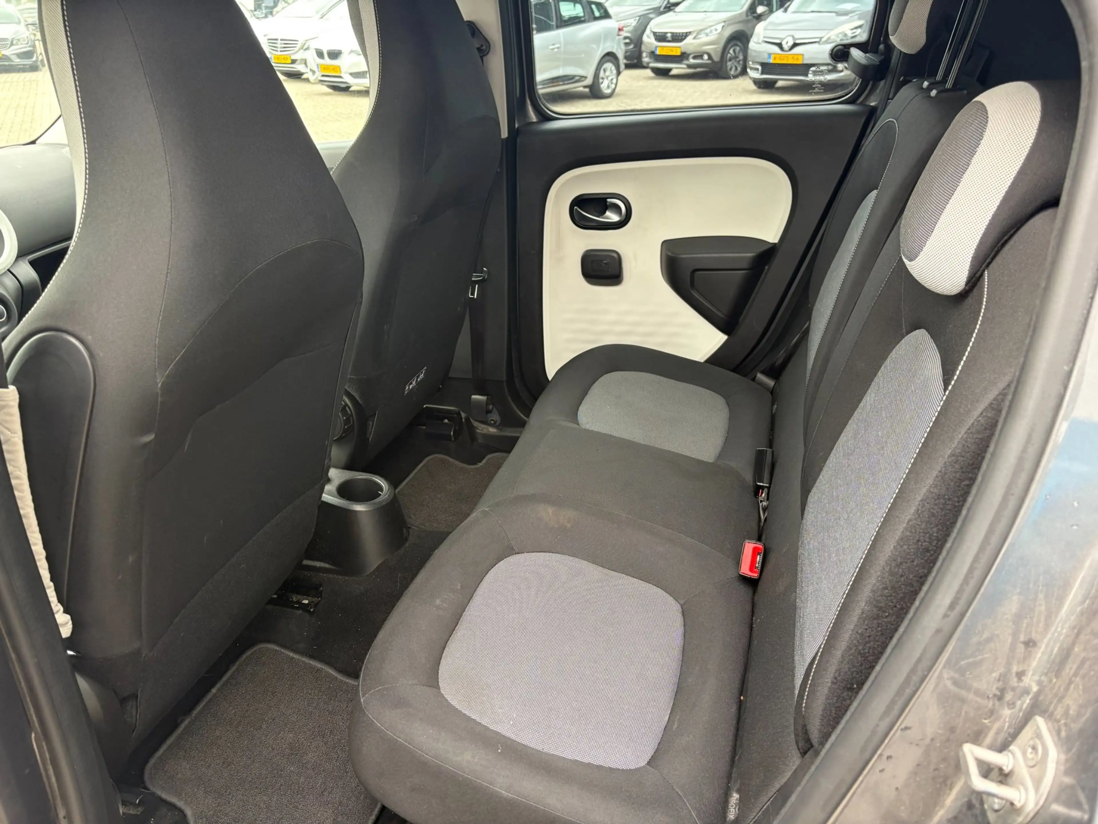 Renault Twingo 1.0 SCe Collection *AC — photo 15