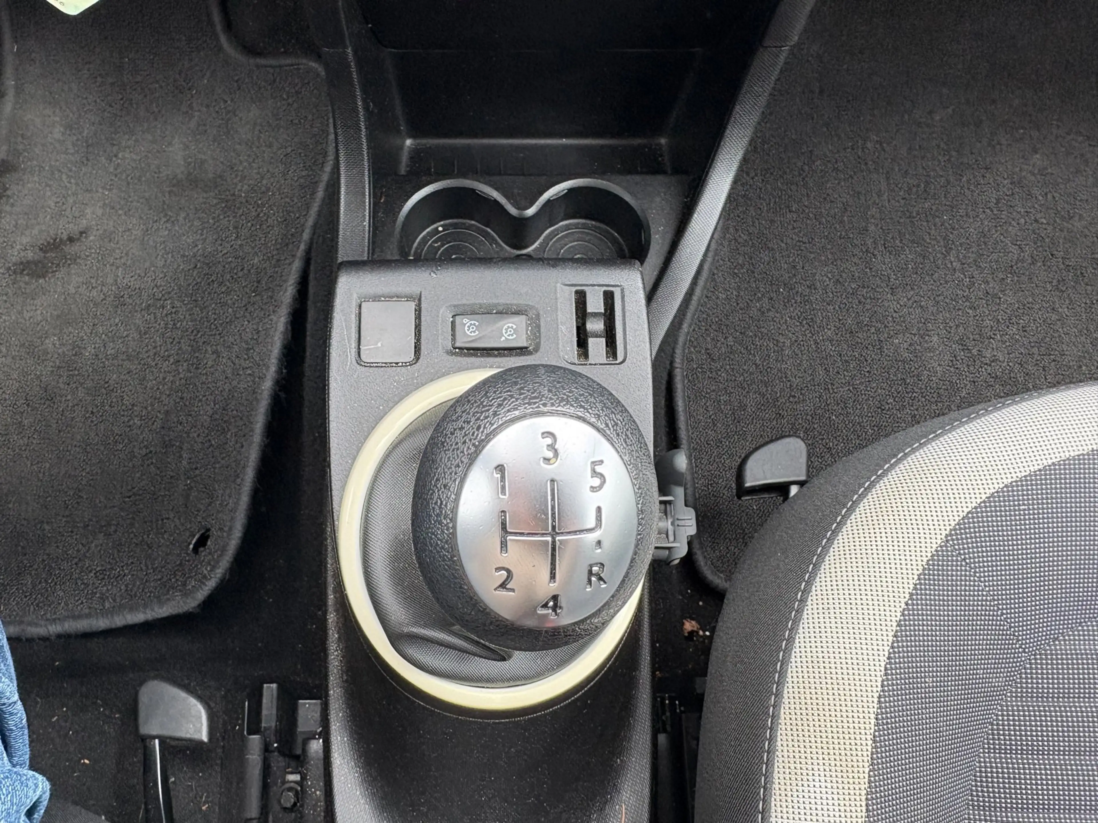 Renault Twingo 1.0 SCe Collection *AC — photo 19