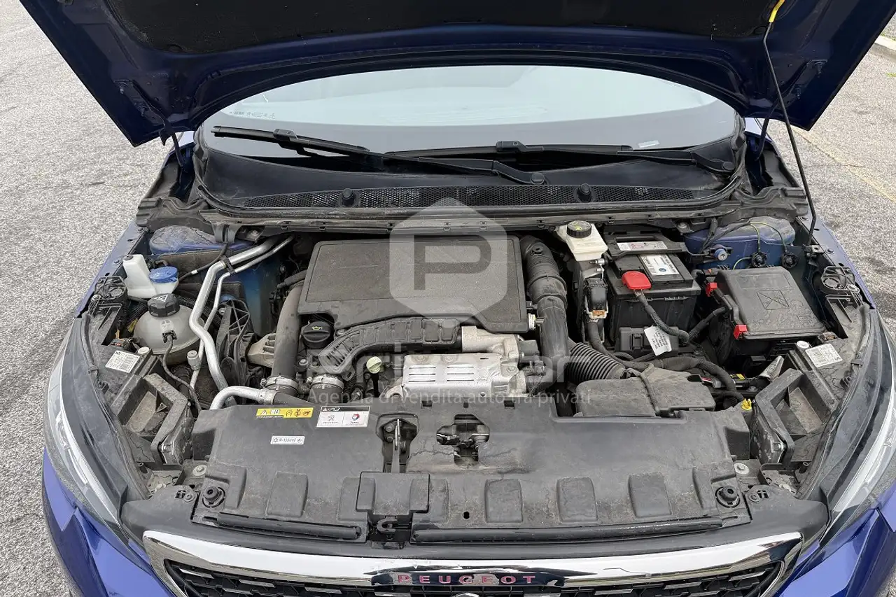 Peugeot 308 PureTech Turbo 130 S&S GT Line, миниатюра 15