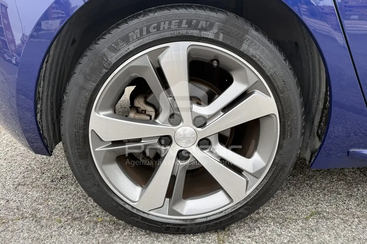 Peugeot 308 PureTech Turbo 130 S&S GT Line, миниатюра 13