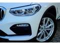 BMW X4 xDrive 30i xLine/HUD/StHZG/AHK/Panorama/Navi bijela - thumbnail 4