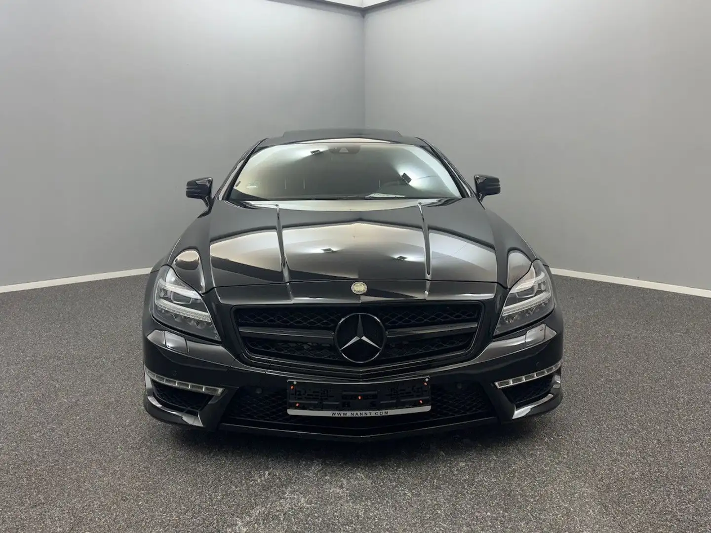 Mercedes-Benz CLS 63 AMG PERFORMANCE*CARBON*SITZKLI*EXKLUSIVE Noir - 2