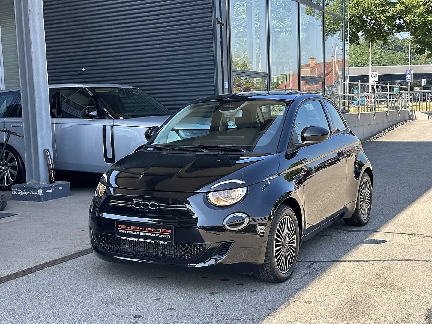 Fiat 500e 500 Elektro Icon 42 kWh mit Panorama, 1.Besitz,... Schwarz - 2