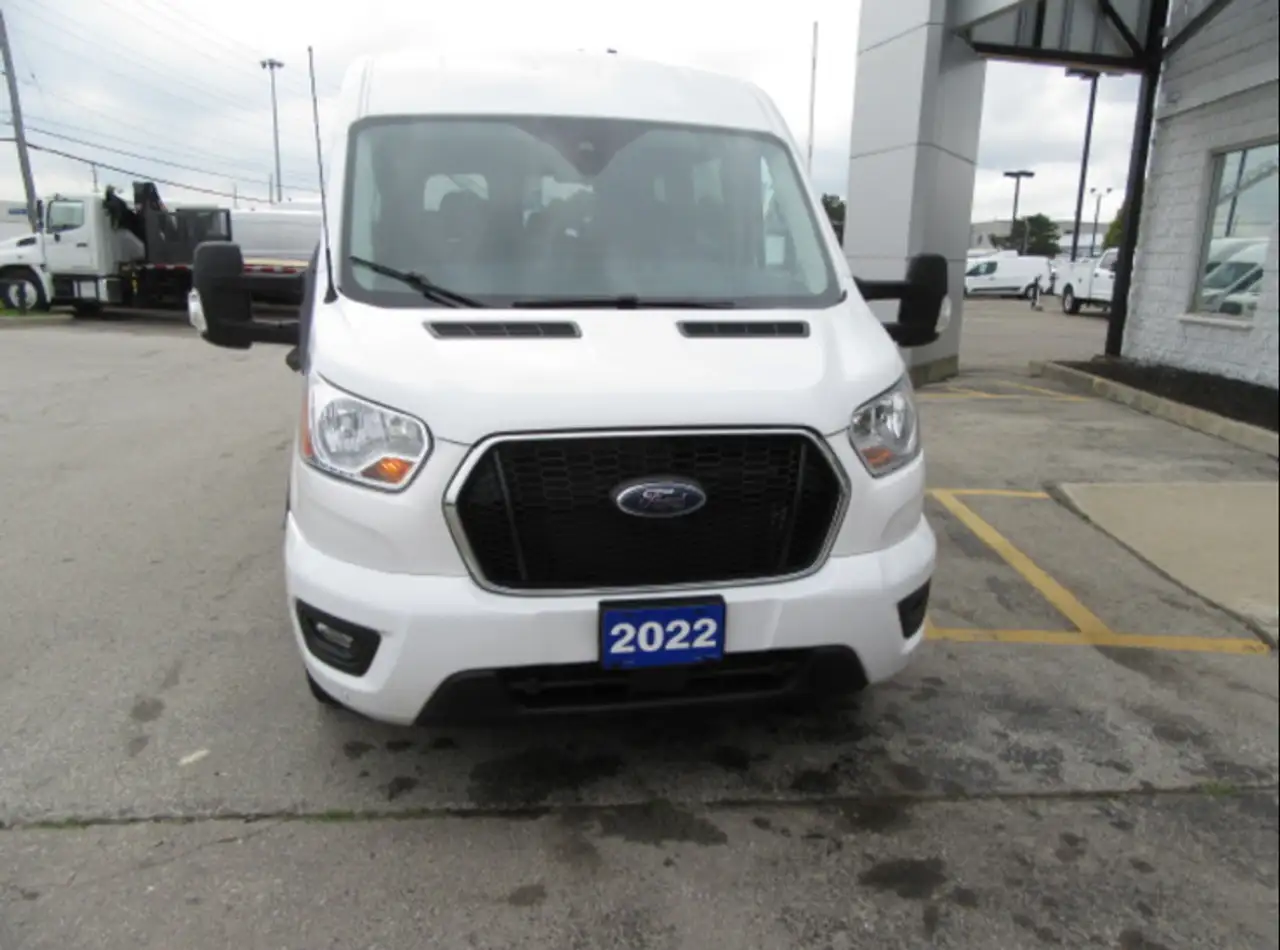 Ford Transit Cargo Van снимка Ford Transit Cargo Van