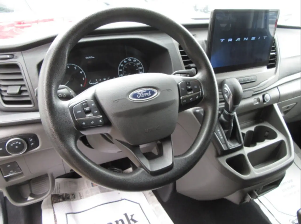 Ford Transit Cargo Van снимка Ford Transit Cargo Van