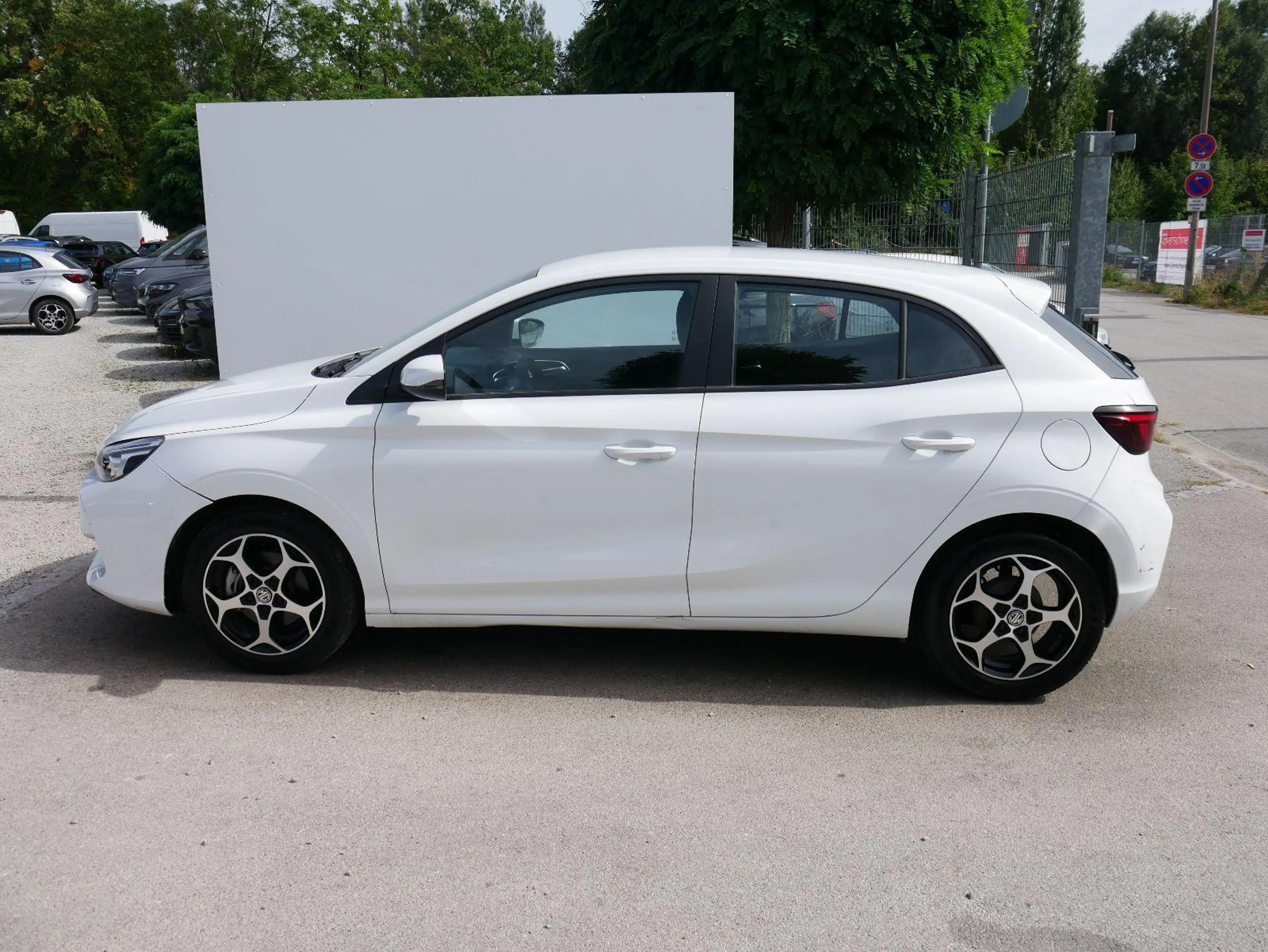 MG MG3 Comfort 1.5 VTi-tech*NAVI*RÜCKFAHRKAMERA*LED*PD... — photo 6